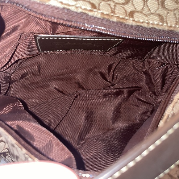 Variety of coach wallets/wristlets - Picture 7 of 7